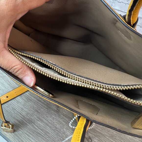 Michael Kors Mercer large pebbled leather tote bag in yellow - Picture 8 of 8